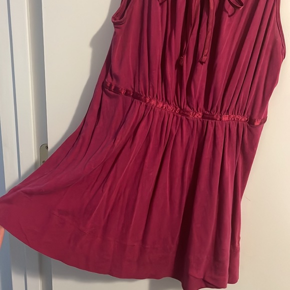 3/$15💛 Maroon American Eagle flowy tank 🌷 - Picture 4 of 6